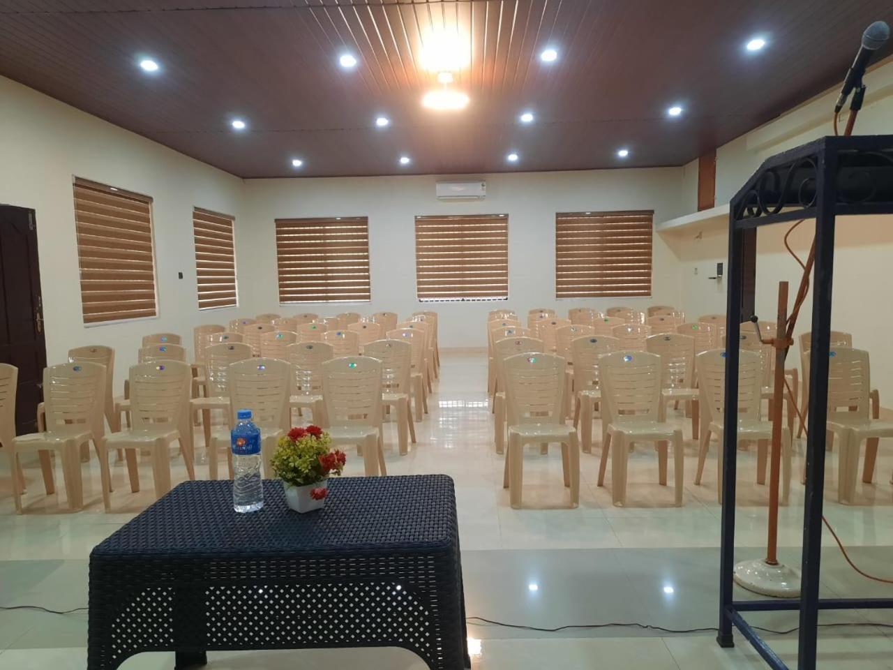 Athirappilly Ambady Resort Exterior photo