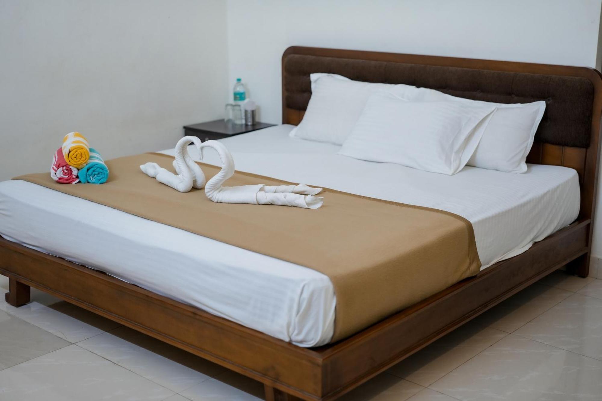 Athirappilly Ambady Resort Exterior photo